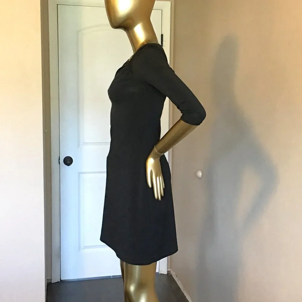 𝗪𝗛𝗜𝗧𝗘 𝗛𝗢𝗨𝗦𝗘 | 𝗕𝗟𝗔𝗖𝗞 𝗠𝗔𝗥𝗞𝗘𝗧 3/4 Sleeve Body Con Dress - Picture 6 of 10